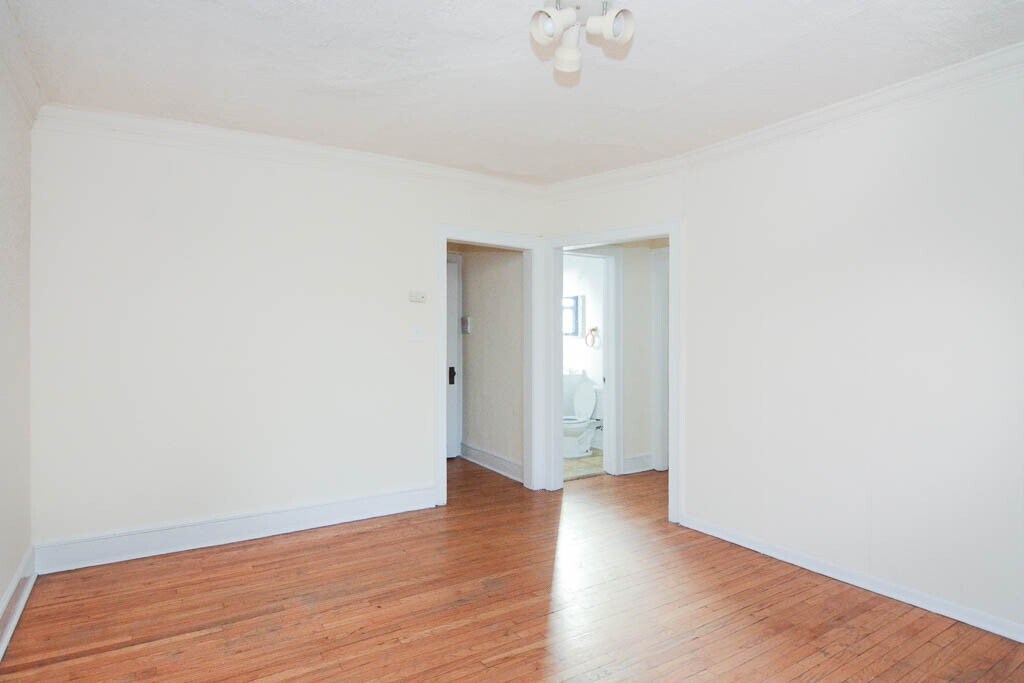 Building Photo - 2334 N Spaulding Ave