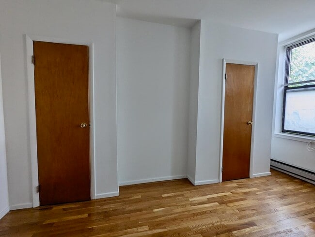 Building Photo - 374 2nd St