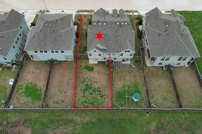 Building Photo - 8739 Tubelo Mill Dr