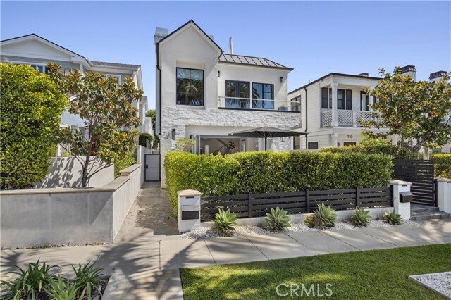 Building Photo - 712 Marguerite Ave