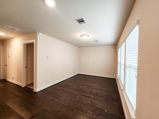 Building Photo - 10717 Madden Oaks Pl