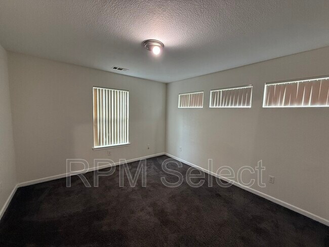 Building Photo - 3329 San Jose Way
