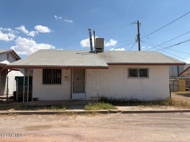 Building Photo - 7167 N Loop Dr
