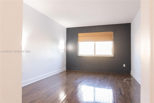 Building Photo - 7703 Camino Real