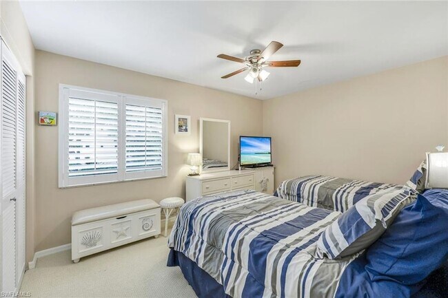 Building Photo - 6555 Valen Way