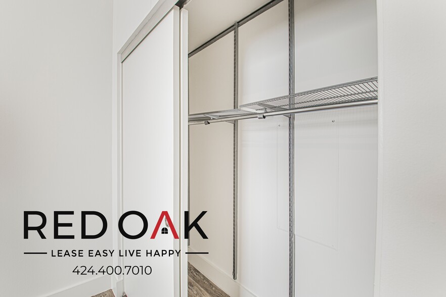 Building Photo - 5727 La Mirada Ave