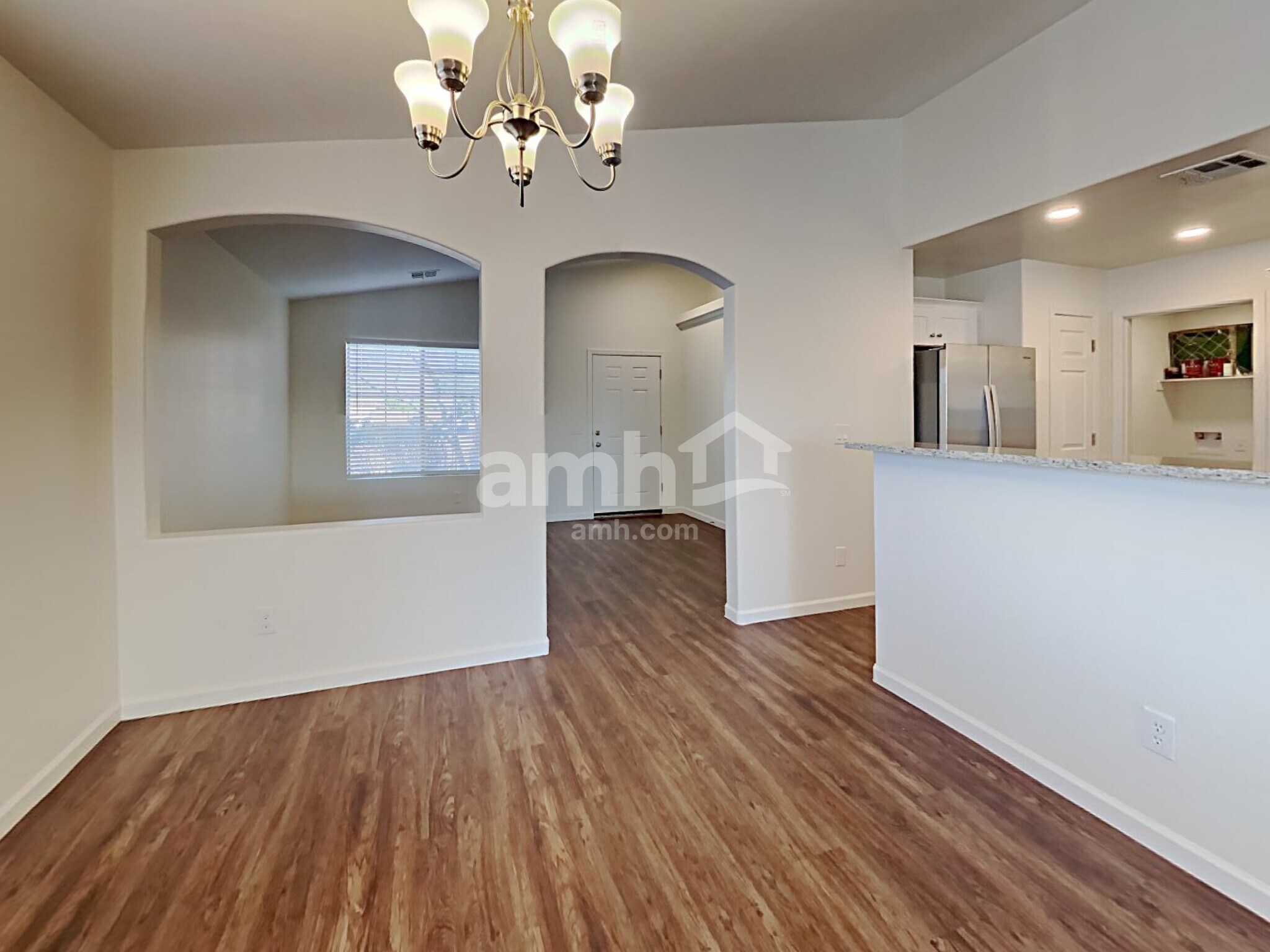 Building Photo - 1808 S 106th Ln