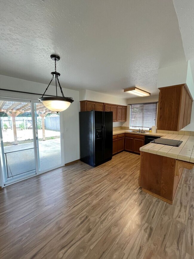 Building Photo - 4751 Scott Way