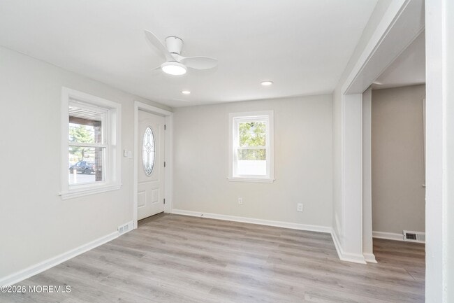 Building Photo - 21 Mathiasen Pl