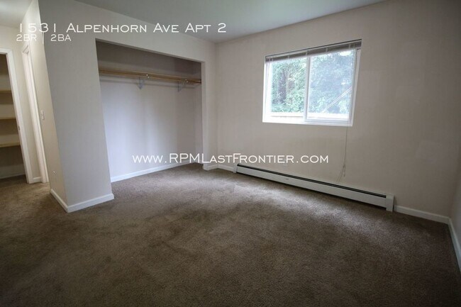 Building Photo - 1531 Alpenhorn Ave
