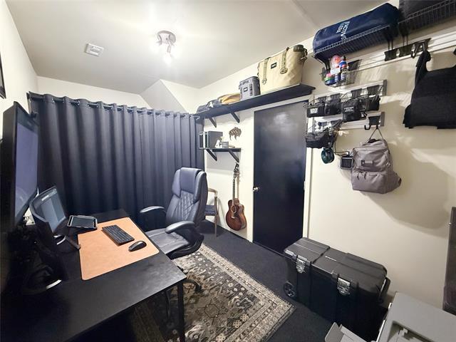 Building Photo - 2021 Garden Park Ct