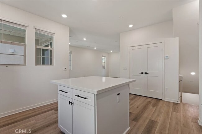 Building Photo - 839 Cranberry Way