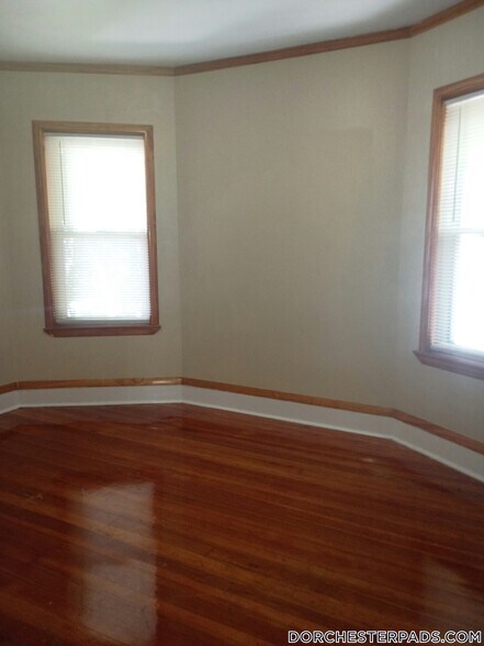 Building Photo - 53 Woolson St