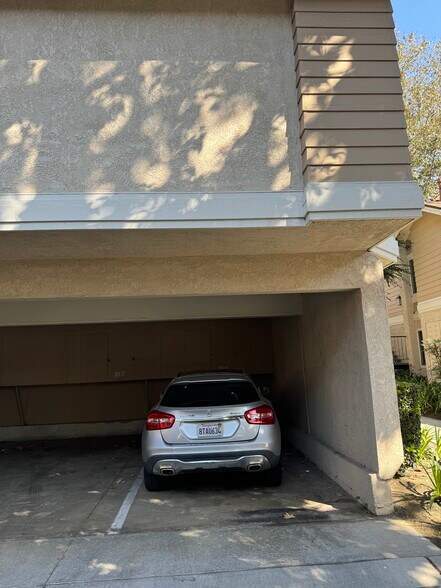 Building Photo - 7770 Youngdale Way