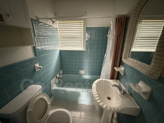 Building Photo - 1213 Lafayette St