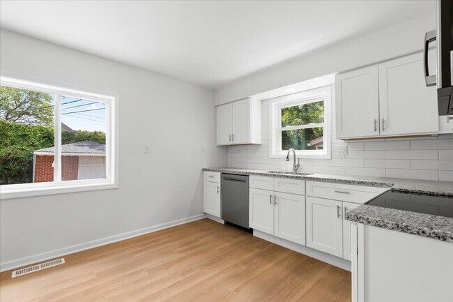 Building Photo - 21374 Ithaca Ave