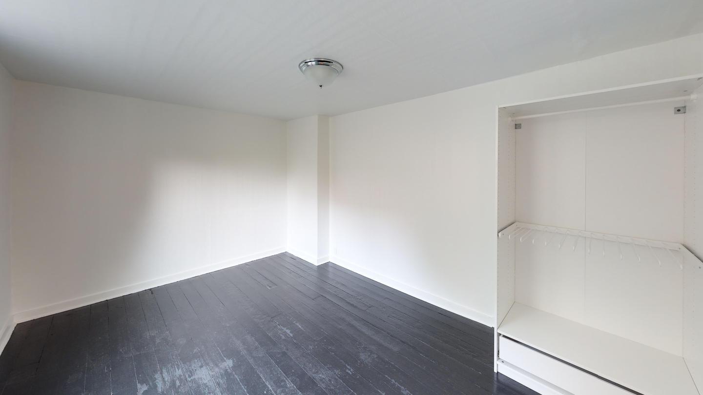 Building Photo - 1730 SE 35th Pl