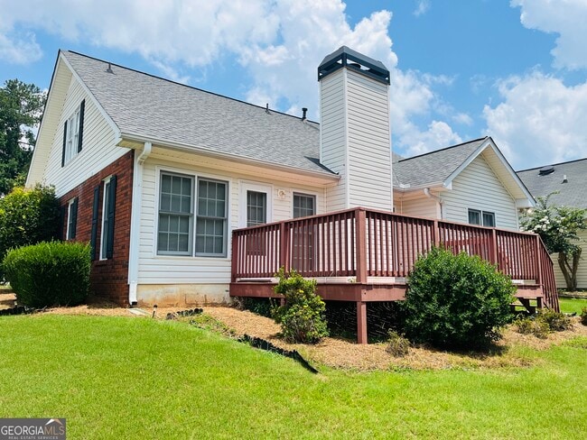 Building Photo - 155 Woodstream Wy