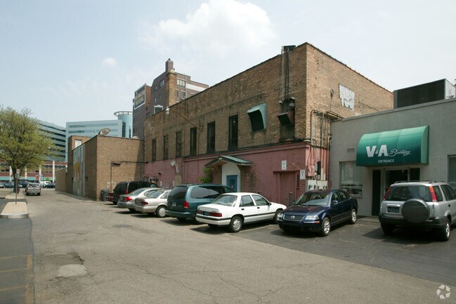Building Photo - Lofts at Kalamazoo City Centre