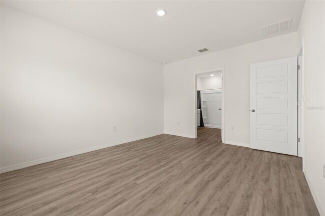 Building Photo - 1078 Clay Blvd