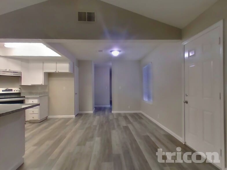 Building Photo - 516 Asbury Ln