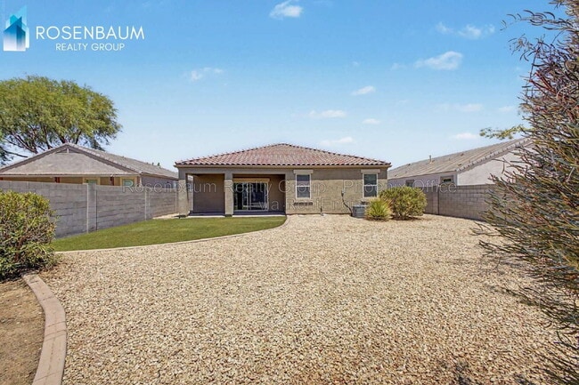 Building Photo - 41917 W Manderas Ln