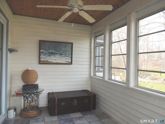 Building Photo - 124 S Montowese St