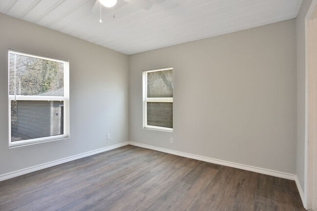 Building Photo - 6205 Lovett Ave