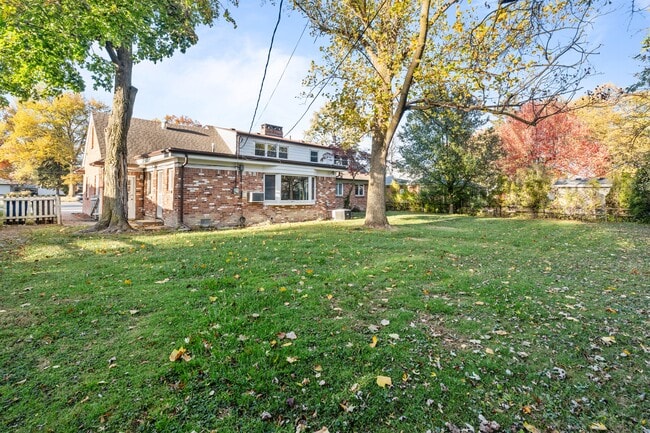 Building Photo - 3735 Heatherdowns Blvd