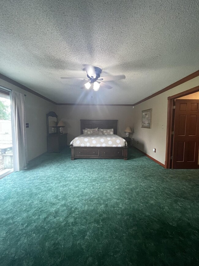 Building Photo - 7812 Swails St