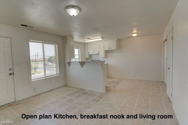 Building Photo - 3 br, 2 bath Duplex - 1702 Merced St