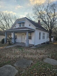 Building Photo - 819 N 9th St