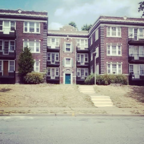 Primary Photo - 5803 Cabanne Ave