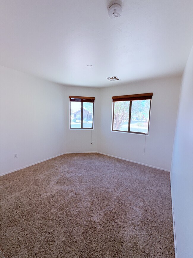 Building Photo - 11793 W Barley Dr