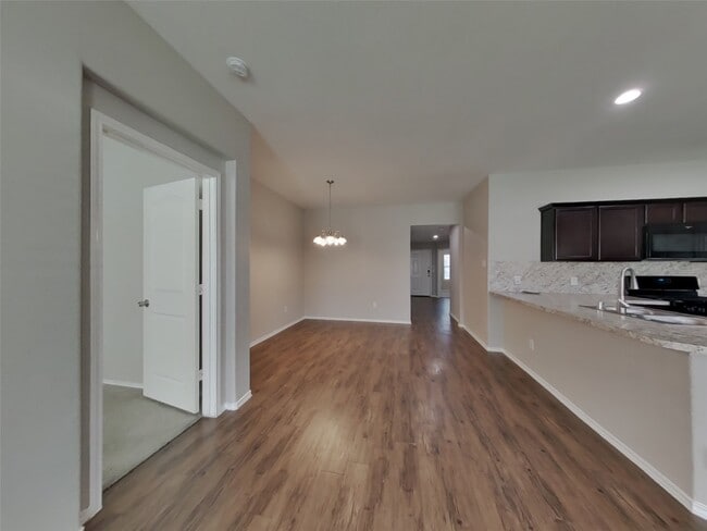 Building Photo - 15426 Rancho Joya Wy