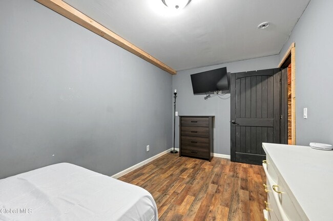Building Photo - 217 Meade Rd