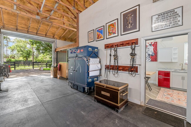 Building Photo - 15161 Collecting Canal Rd