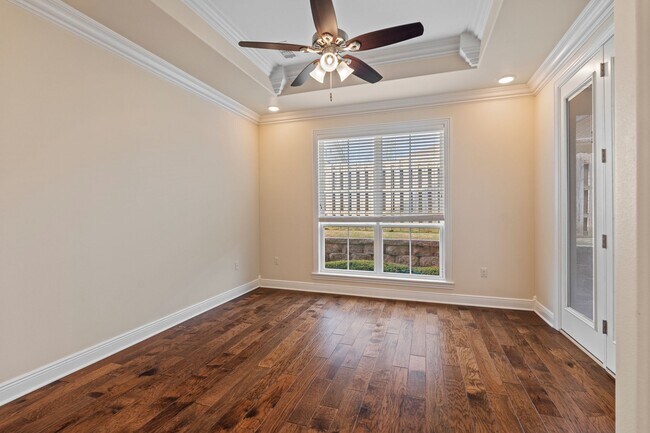 Building Photo - 17 Jeffrey Way