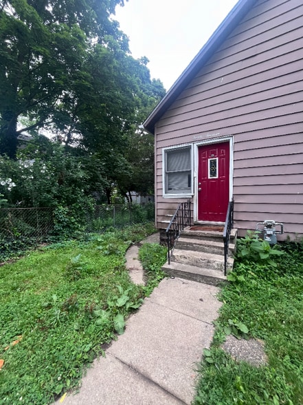 Primary Photo - 2014 Alcott Pl
