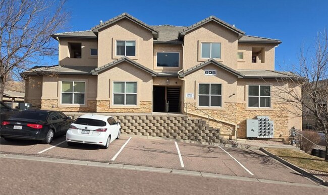 Building Photo - 605 Cougar Bluff Pt