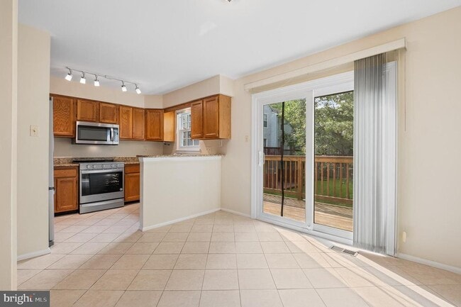 Building Photo - 11740 Stonegate Ln