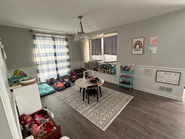 Dining Room - 1133 Lathrop Ave