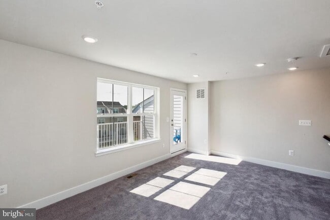 Building Photo - 11488 Mary Shelley Pl