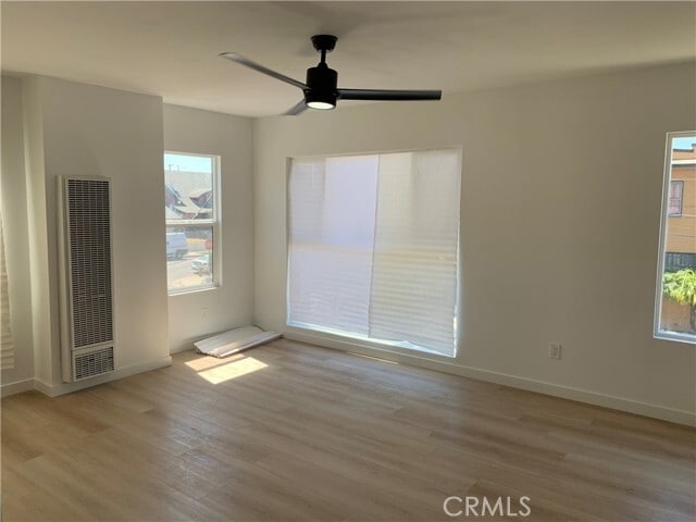 Building Photo - 1211 W 40th Pl