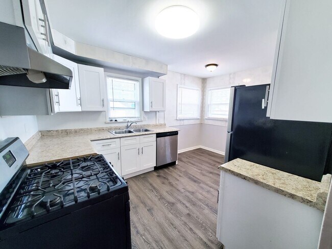 Building Photo - 4095 Bluestone Rd