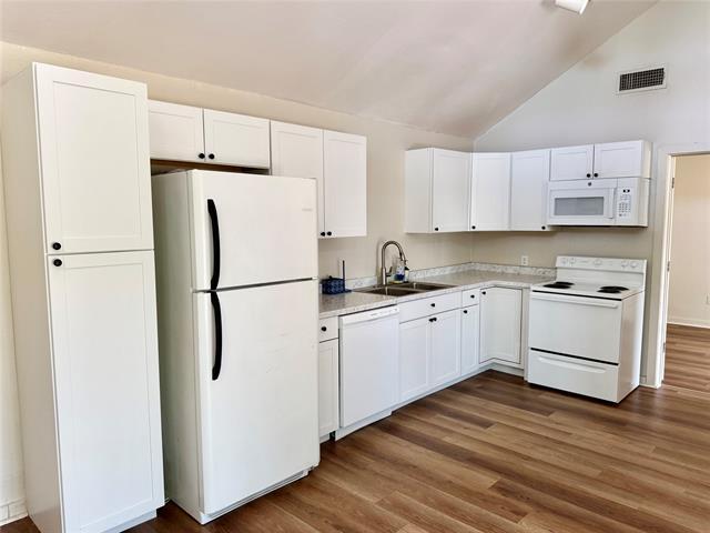 Building Photo - 2018 Long Creek Ct