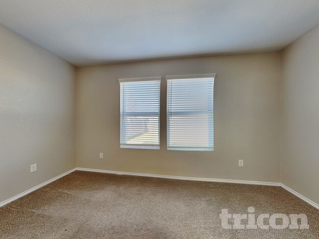 Building Photo - 310 Mistflower