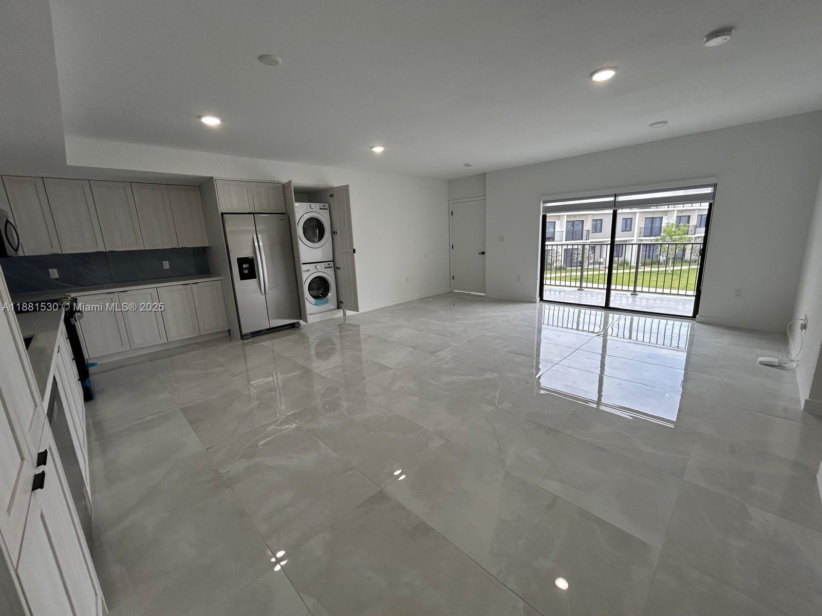 Building Photo - 14608 SW 261st Ter