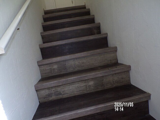 Building Photo - Close to Fort Sill, East side neighborhood