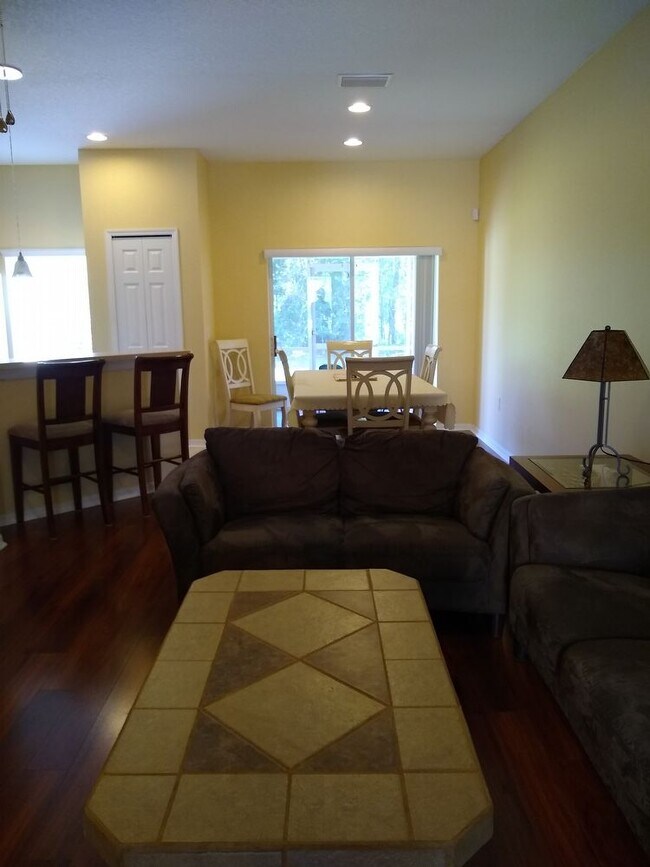 Building Photo - 3 bedroom  Ventana @ Waters Edge townhouse